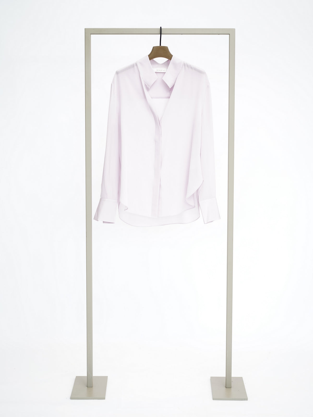 Herzens silk blouse in Pinky, front view – Haus of Alma