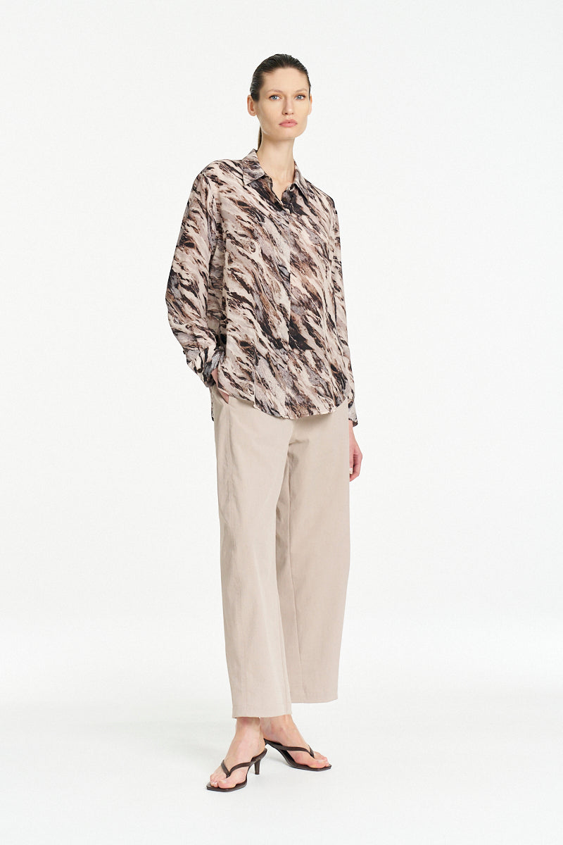 Mela Purdie Soft Shirt in Agate, Agate Print Silk fabric – detail view