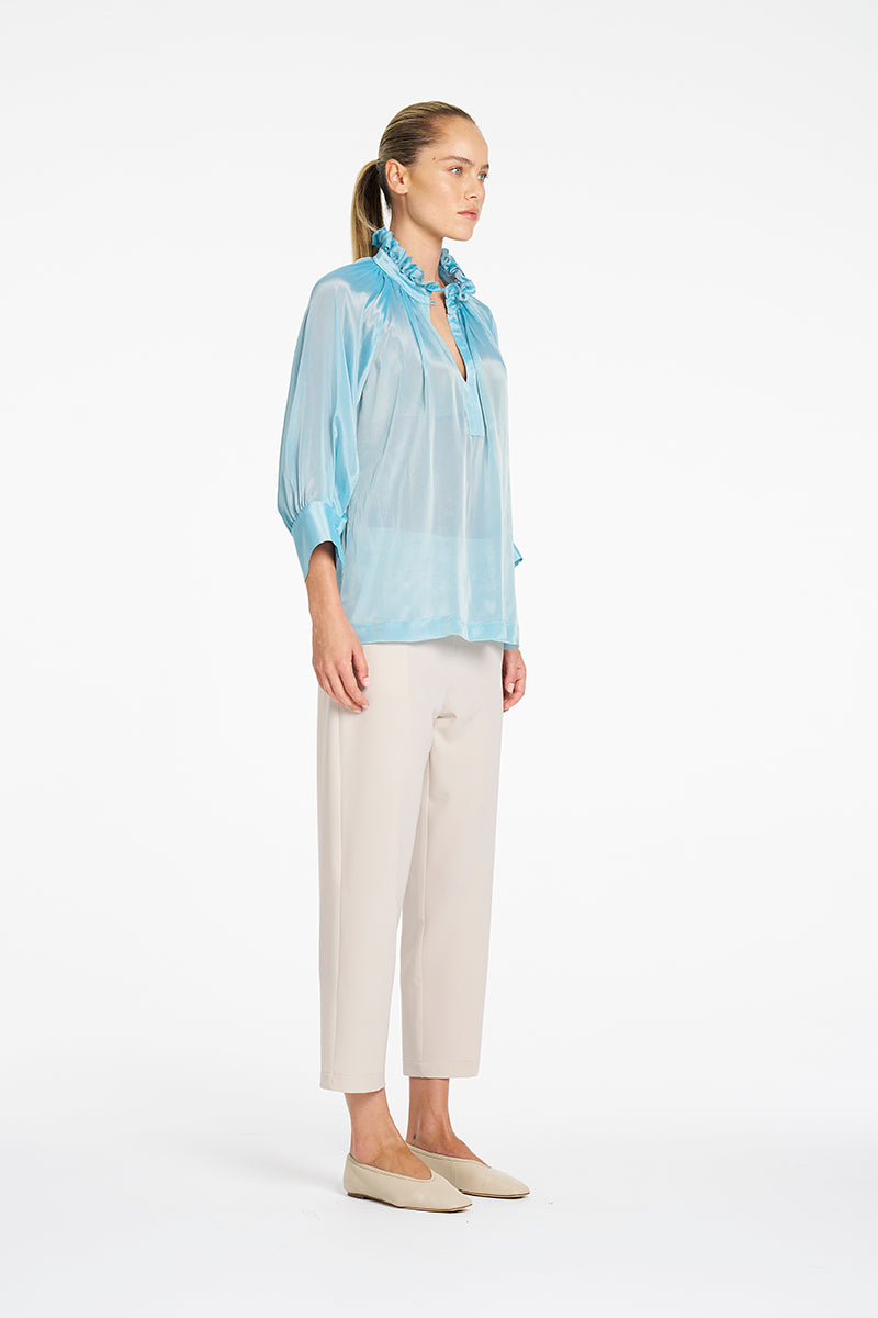 Mela Purdie Tapered Flat Pant in Willow, Flex Weave fabric – side view