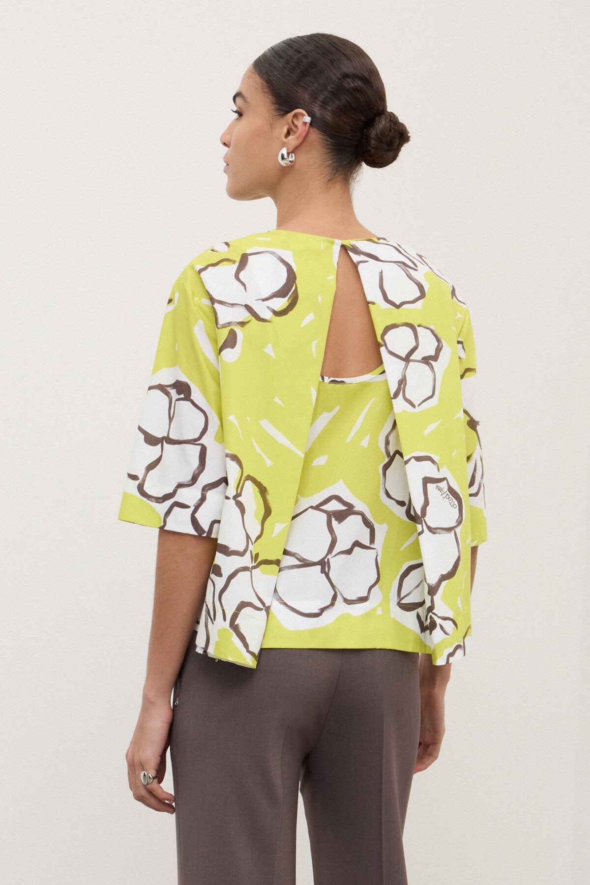 Ottod'Ame Open Back Blouse in Fluo floral print, back view – Haus of Alma